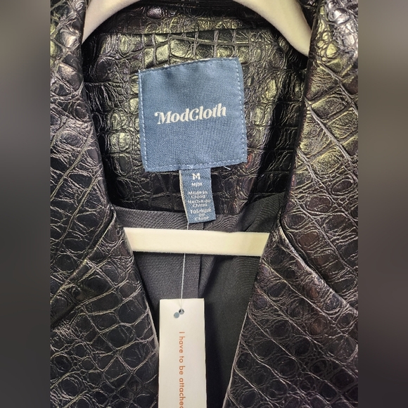 NWT $99 Modcloth Crocodile Rock Moto Faux Leather Jacket In Black Size M - Picture 9 of 11